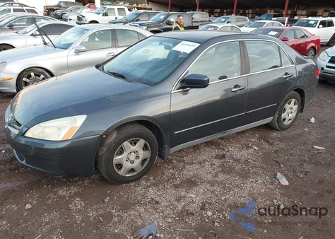 2005 Honda Accord 2.4 Lx z USA, uszkodzony, nr VIN 1HGCM56455A063624